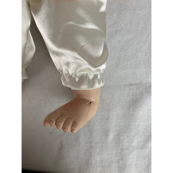 Artmark Chicago Ltd. DESTANY 17” Baby Girl Doll with Knit Pillow and Box #3049 - Picture 8 of 14